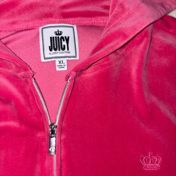 Juicy Couture Pink Velour Hoodie and Pants Set - Picture 4 of 8